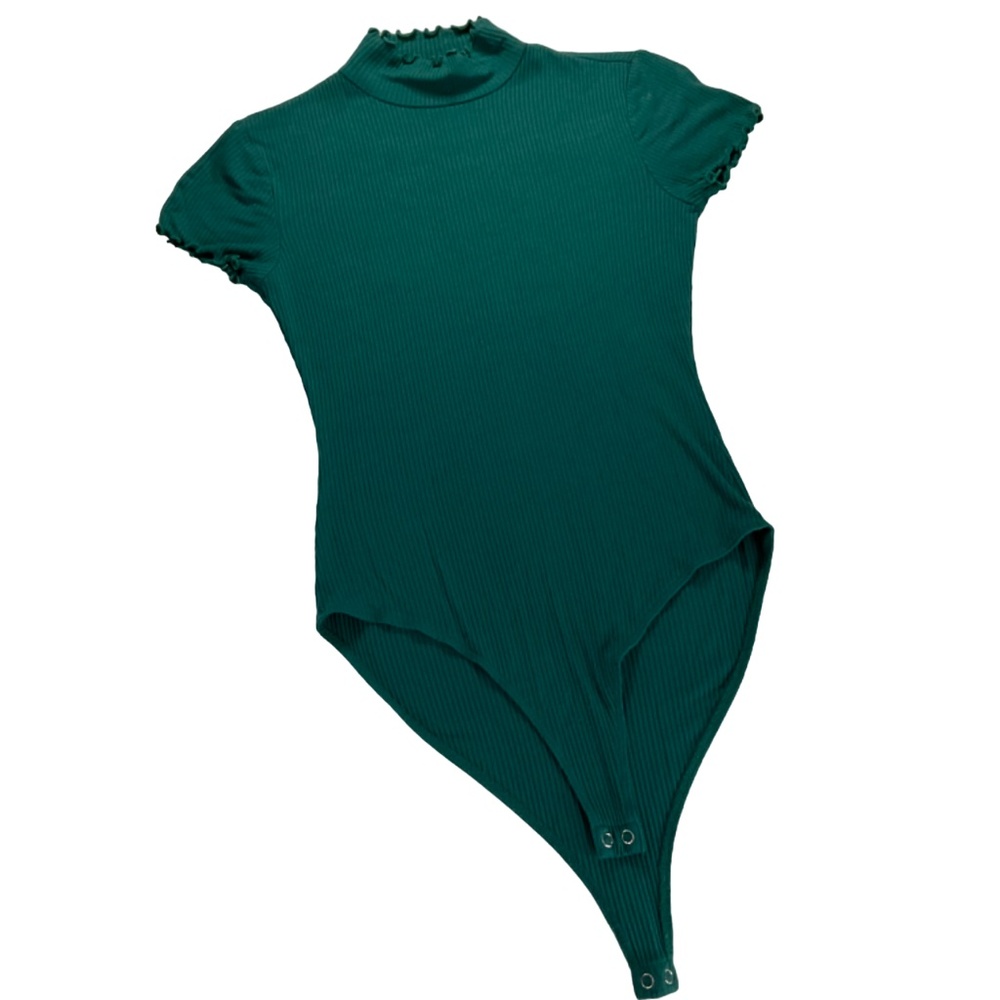 Forever 21 Women's Green Bodysuit with ruffle neckline